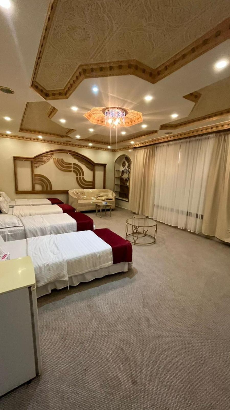 دار اليقين Medina